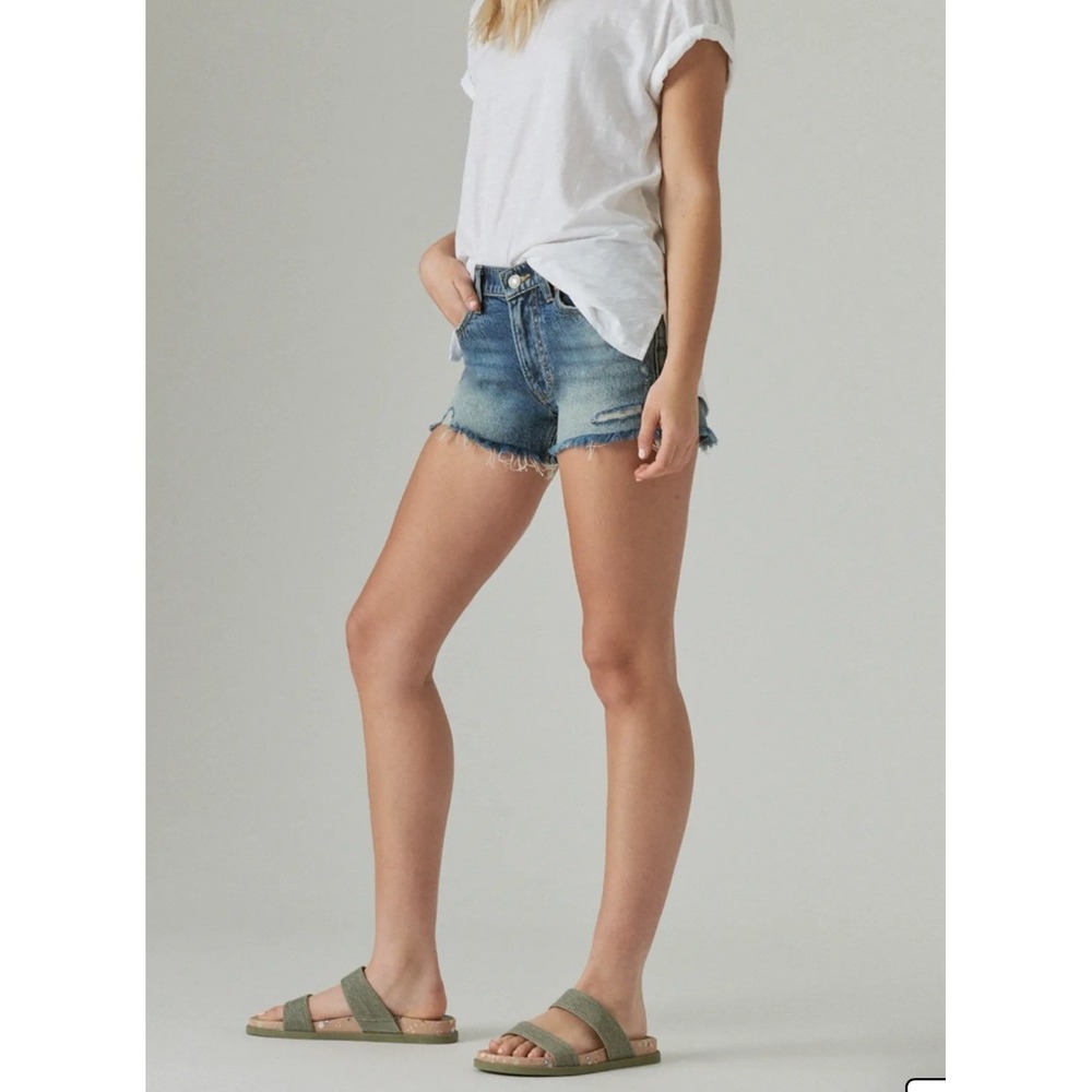 NWT Lucky Brand Mid Rise Boy Jean Shorts Raw Hem Distressed Size 29/8 - Picture 2 of 11